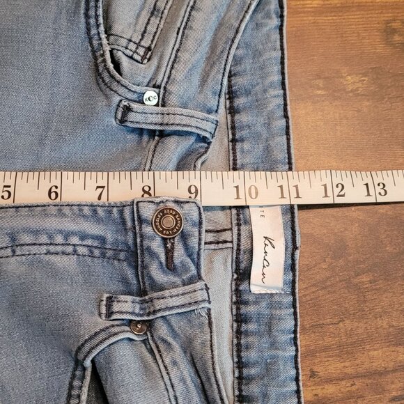 Kancan Jeans 26 P Flare Mid Rise Medium Light Wash Stretch Denim - Picture 8 of 11